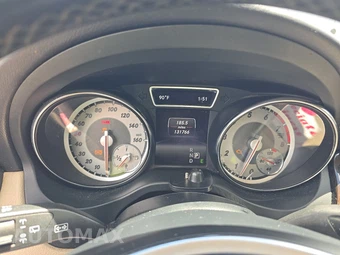 2015 Mercedes-Benz GLA 250 – miniatura 12