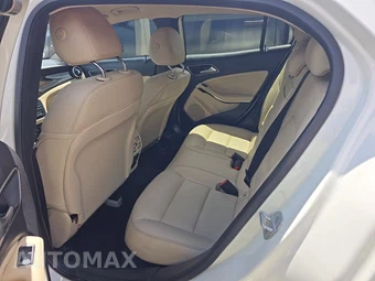 2015 Mercedes-Benz GLA 250 – miniatura 13