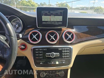 2015 Mercedes-Benz GLA 250 - miniatura 10