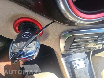 2015 Mercedes-Benz GLA 250 - miniatura 8
