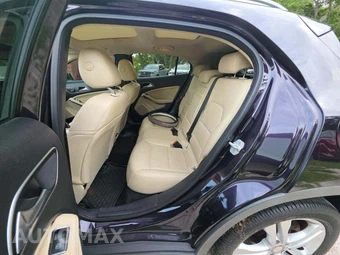 2015 Mercedes-Benz GLA 250 – miniatura 13