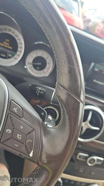 2015 Mercedes-Benz GLK 350 4MATIC – miniatura 24