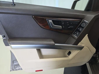 2015 Mercedes-Benz GLK 350 4MATIC – miniatura 9
