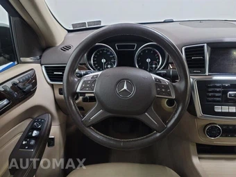 2015 Mercedes-Benz M-Class ML 350 - miniatura 10
