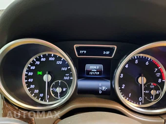 2015 Mercedes-Benz M-Class ML 350 - miniatura 11