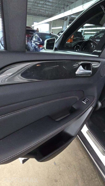 2015 Mercedes-Benz ML 250 BlueTEC – miniatura 29