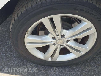 2015 Mercedes-Benz ML 350 – miniatura 24