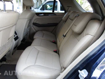 2015 Mercedes-Benz ML 350 - miniatura 10