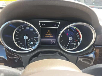2015 Mercedes-Benz ML 350 - miniatura 6
