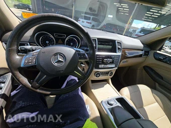 2015 Mercedes-Benz ML 350 - miniatura 7