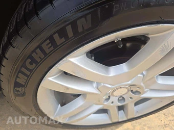2015 Mercedes-Benz ML 350 – miniatura 23