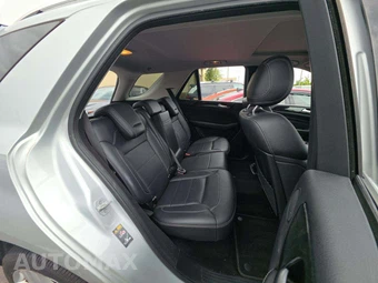 2015 Mercedes-Benz ML 350 - miniatura 16