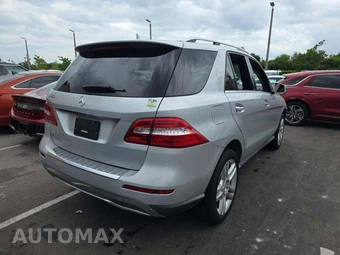 2015 Mercedes-Benz ML 350 - miniatura 3