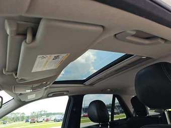 2015 Mercedes-Benz ML 350 - miniatura 17