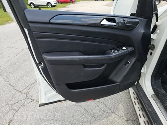 2015 Mercedes-Benz ML 350 - miniatura 9