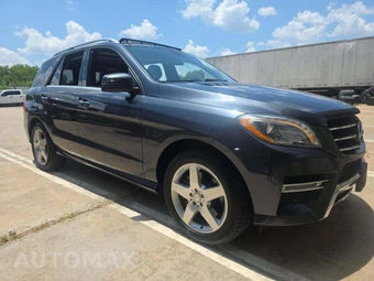 2015 Mercedes-Benz ML 400 - miniatura 4