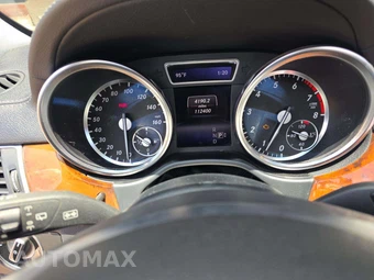 2015 Mercedes-Benz ML 400 - miniatura 9