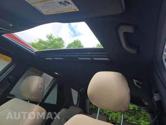 2015 Mercedes-Benz ML 400 – miniatura 11