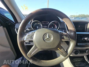 2015 Mercedes-Benz ML 400 – miniatura 10