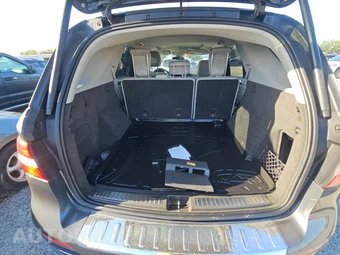2015 Mercedes-Benz ML 400 – miniatura 16