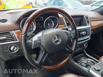 2015 Mercedes-Benz ML 63 AMG – miniatura 10