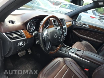 2015 Mercedes-Benz ML 63 AMG – miniatura 11