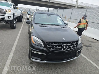2015 Mercedes-Benz ML 63 AMG - miniatura 2