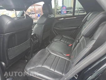 2015 Mercedes-Benz ML 63 AMG - miniatura 13
