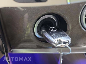 2015 Mercedes-Benz S 550 4MATIC Sedan - miniatura 8