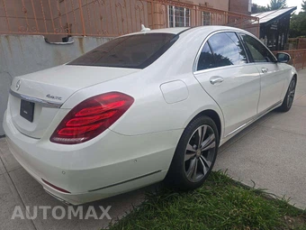 2015 Mercedes-Benz S 550 4MATIC Sedan - miniatura 3