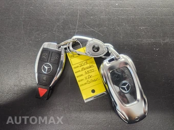 2015 Mercedes-Benz S 550 4MATIC Sedan - miniatura 34