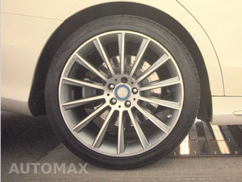 2015 Mercedes-Benz S 550 4MATIC Sedan - miniatura 11