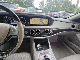 2015 Mercedes-Benz S 550 Sedan - miniatura 10