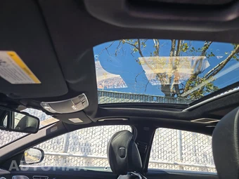 2015 Mercedes-Benz S 550 Sedan - miniatura 18