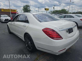 2015 Mercedes-Benz S 550 Sedan - miniatura 2