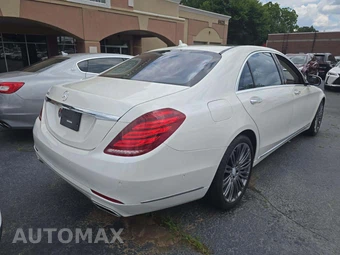 2015 Mercedes-Benz S 550 Sedan - miniatura 3