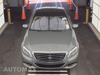 2015 Mercedes-Benz S 550 Sedan - miniatura 2