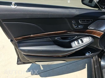 2015 Mercedes-Benz S 550 Sedan - miniatura 9
