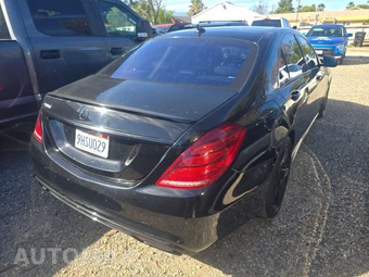 2015 Mercedes-Benz S 550 Sedan - miniatura 5