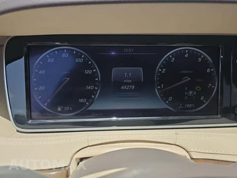 2015 Mercedes-Benz S 550 Sedan - miniatura 9