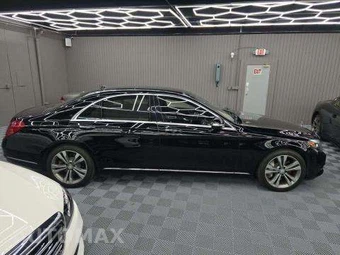 2015 Mercedes-Benz S 550 Sedan - miniatura 4