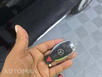 2015 Mercedes-Benz S 550 Sedan - miniatura 8