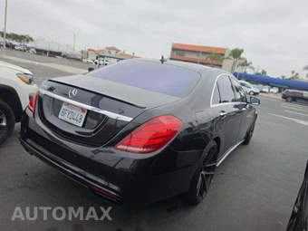 2015 Mercedes-Benz S 550 Sedan - miniatura 3