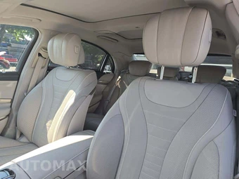 2015 Mercedes-Benz S 550 Sedan - miniatura 11
