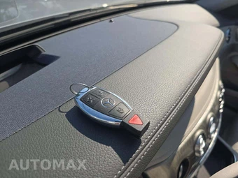 2015 Mercedes-Benz S 550 Sedan - miniatura 8