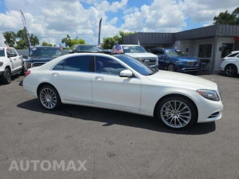 2015 Mercedes-Benz S 550 Sedan - miniatura 4