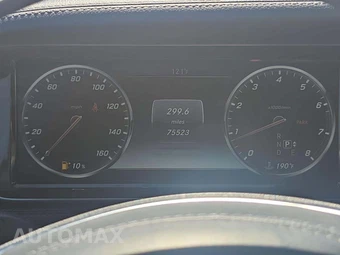 2015 Mercedes-Benz S 550 Sedan - miniatura 9
