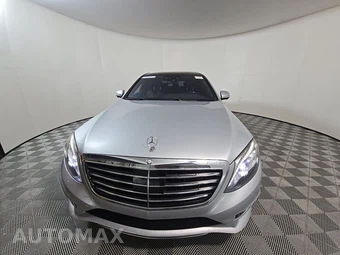 2015 Mercedes-Benz S 550 Sedan - miniatura 2