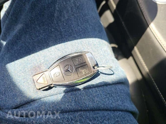 2015 Mercedes-Benz S 63 AMG 4MATIC Sedan - miniatura 5