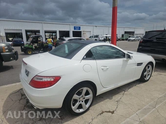 2015 Mercedes-Benz SLK 250 – miniatura 4